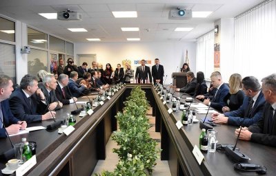 Миличковић и Чупријан посетили Српско-руски хуманитарни центар